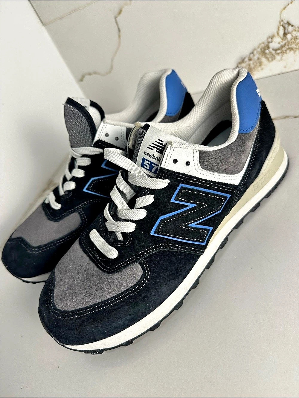 New Balance 574 Core Black Grey Blue Sneakers Size 10.5 U574ORB